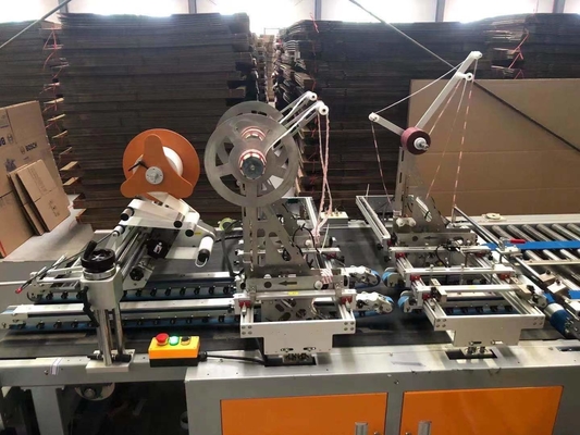 Mesin Pengeleman Kotak Bergelombang CE 1300mm × 1050mm 300g / m2 Umur Panjang